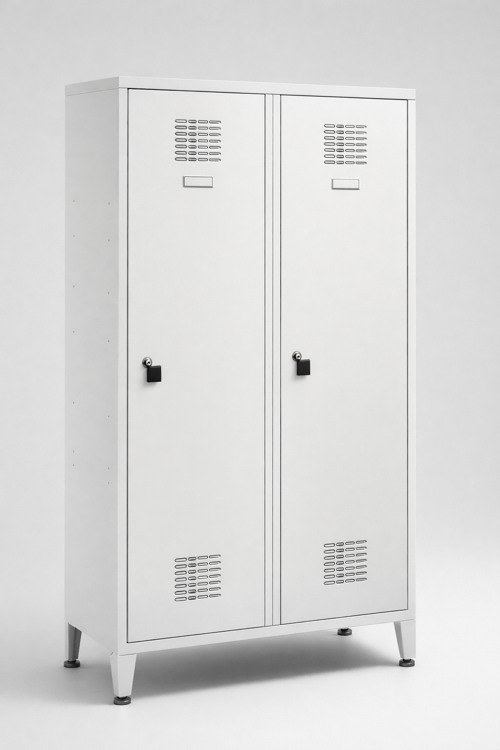 Staff locker MSum 421 - orderly personal storage and a repeatable