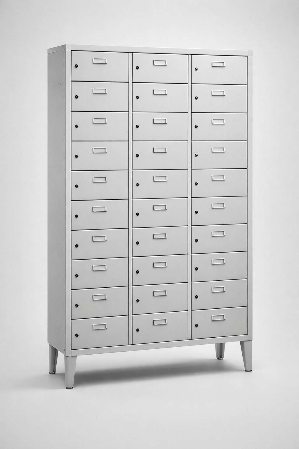 Freestanding lunch locker with legs MSus 4310 – with legs - organised welfare areas and order in shared spaces