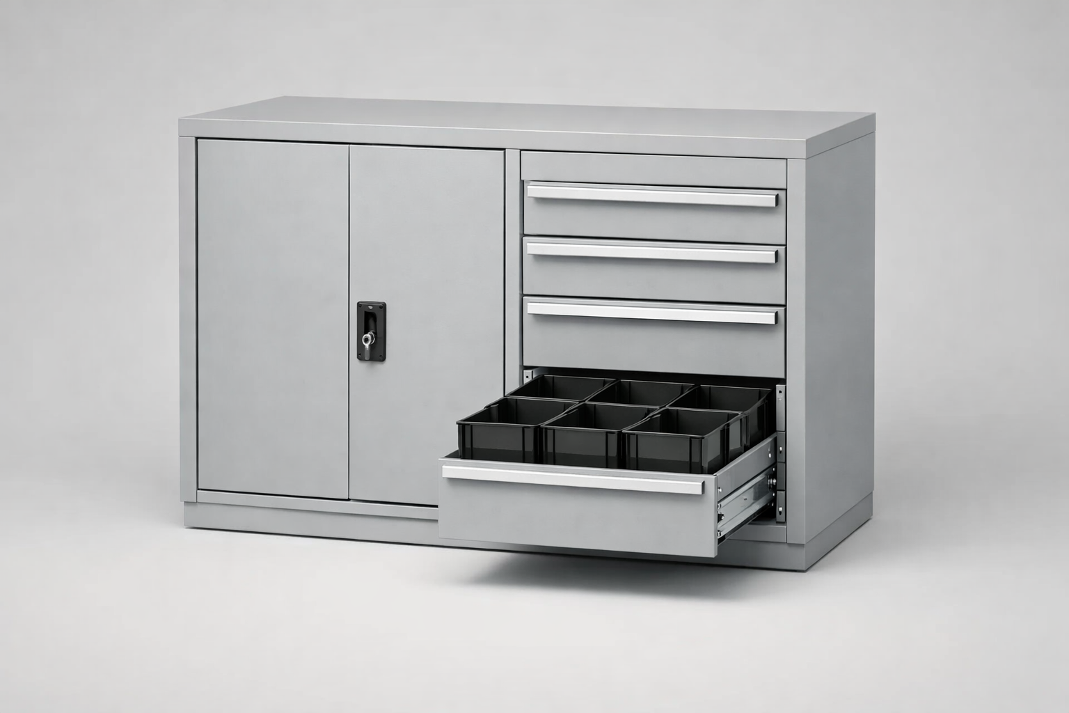 Workshop cabinet S4/h63 – 1 szt. - organised tools, components and service equipment