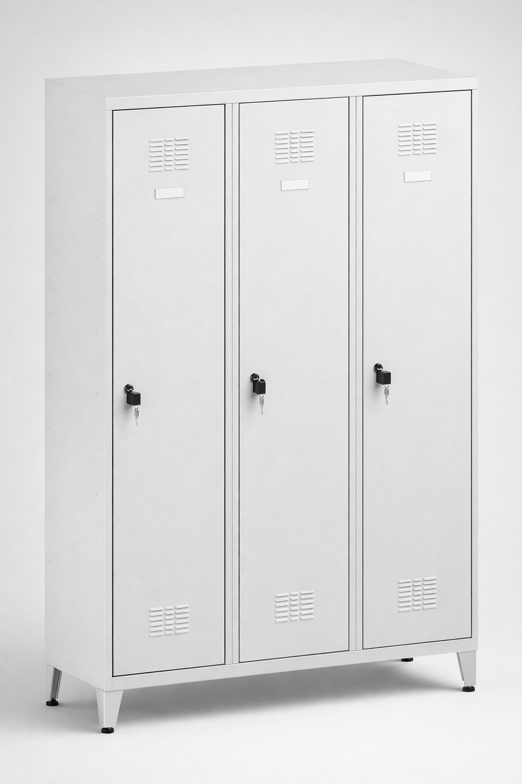Staff locker Sum 431 W st - orderly personal storage and a repeatable